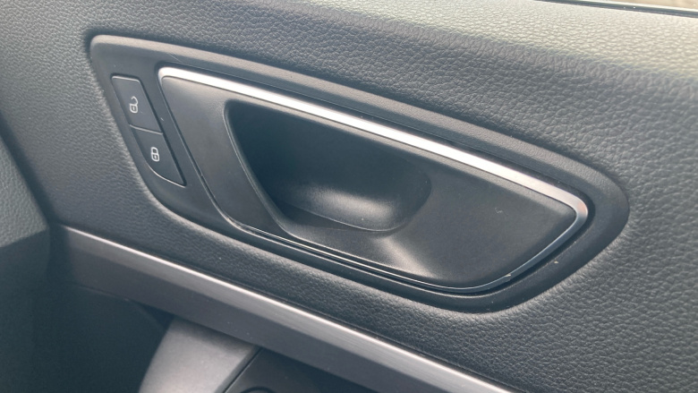 SEAT Ateca 1.5 TSI EVO FR Sport 5dr DSG Petrol Estate